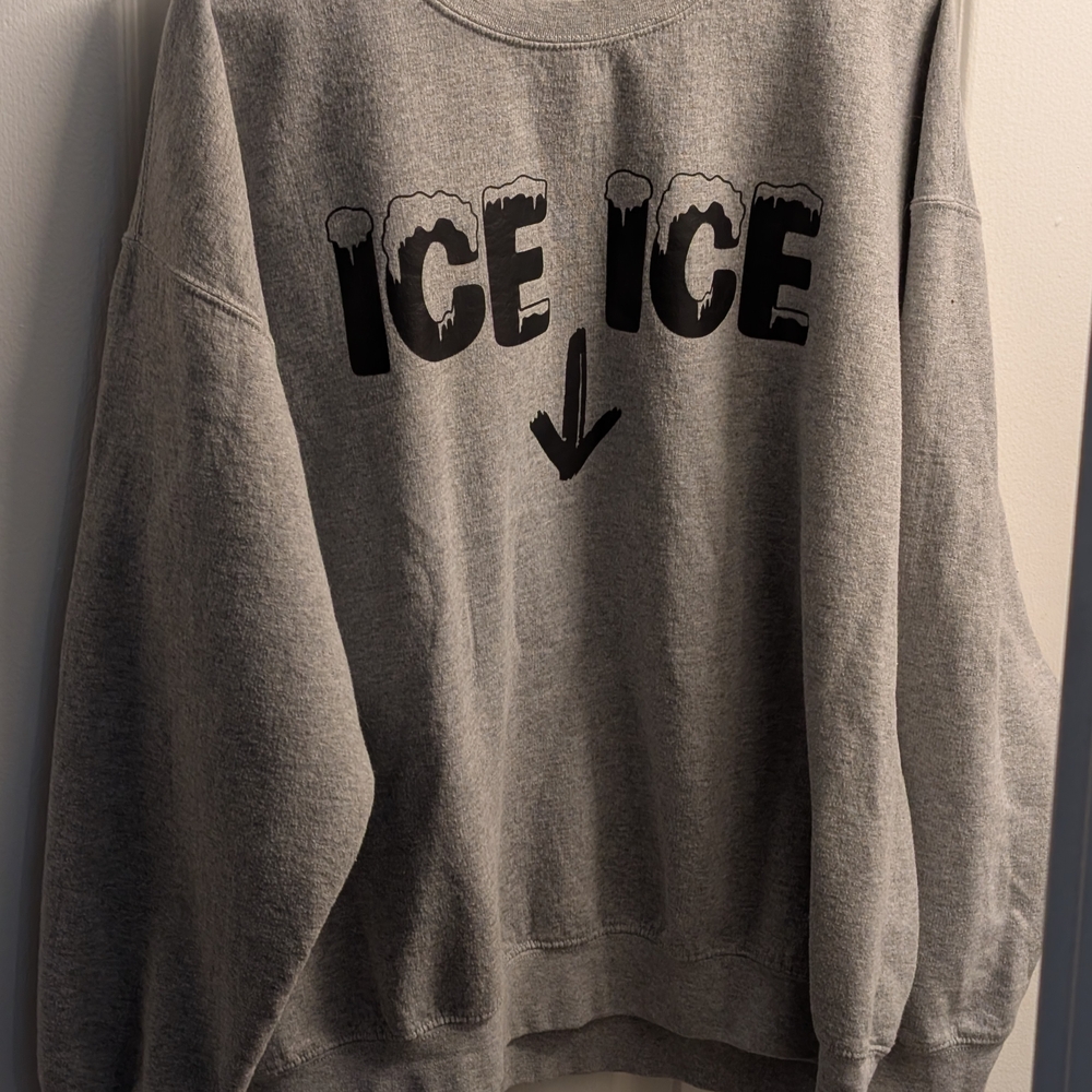 Gildan Gray Graphic Crewneck Sweater
